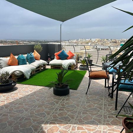 Trendy Seaside Escape 2 Bedroom Penthouse Marsaskala Εξωτερικό φωτογραφία