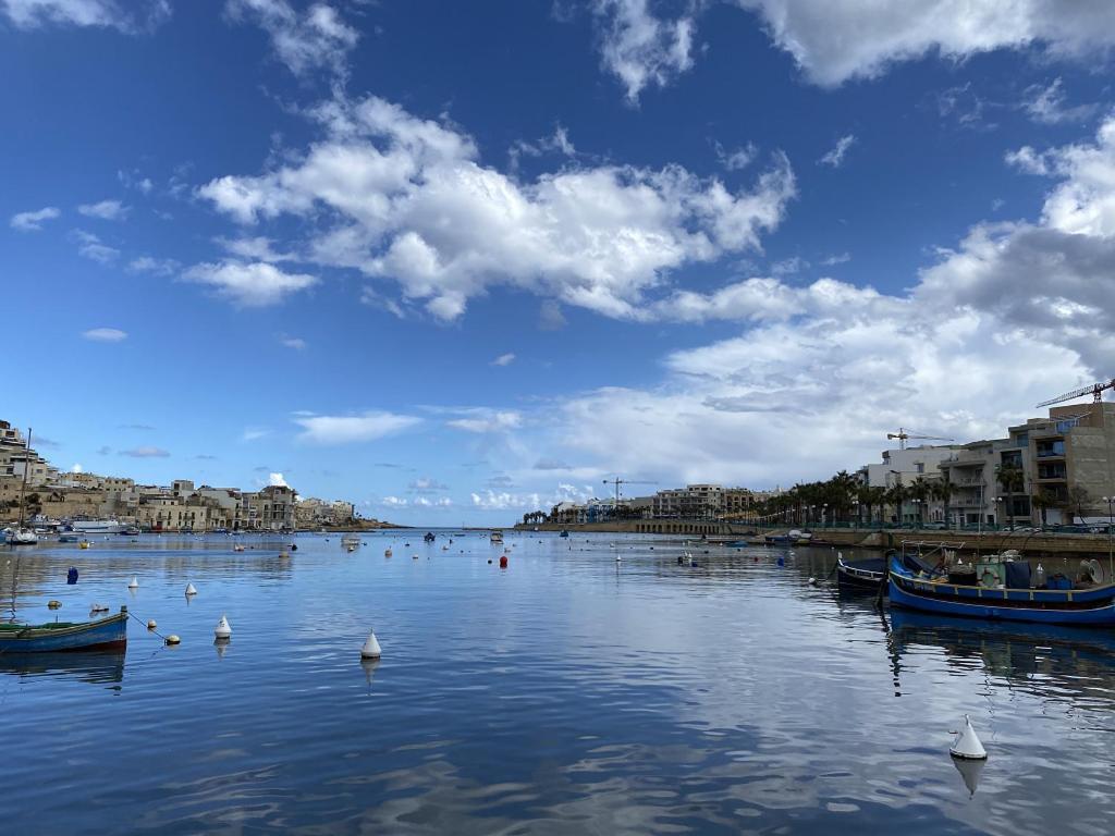 Trendy Seaside Escape 2 Bedroom Penthouse Marsaskala Εξωτερικό φωτογραφία