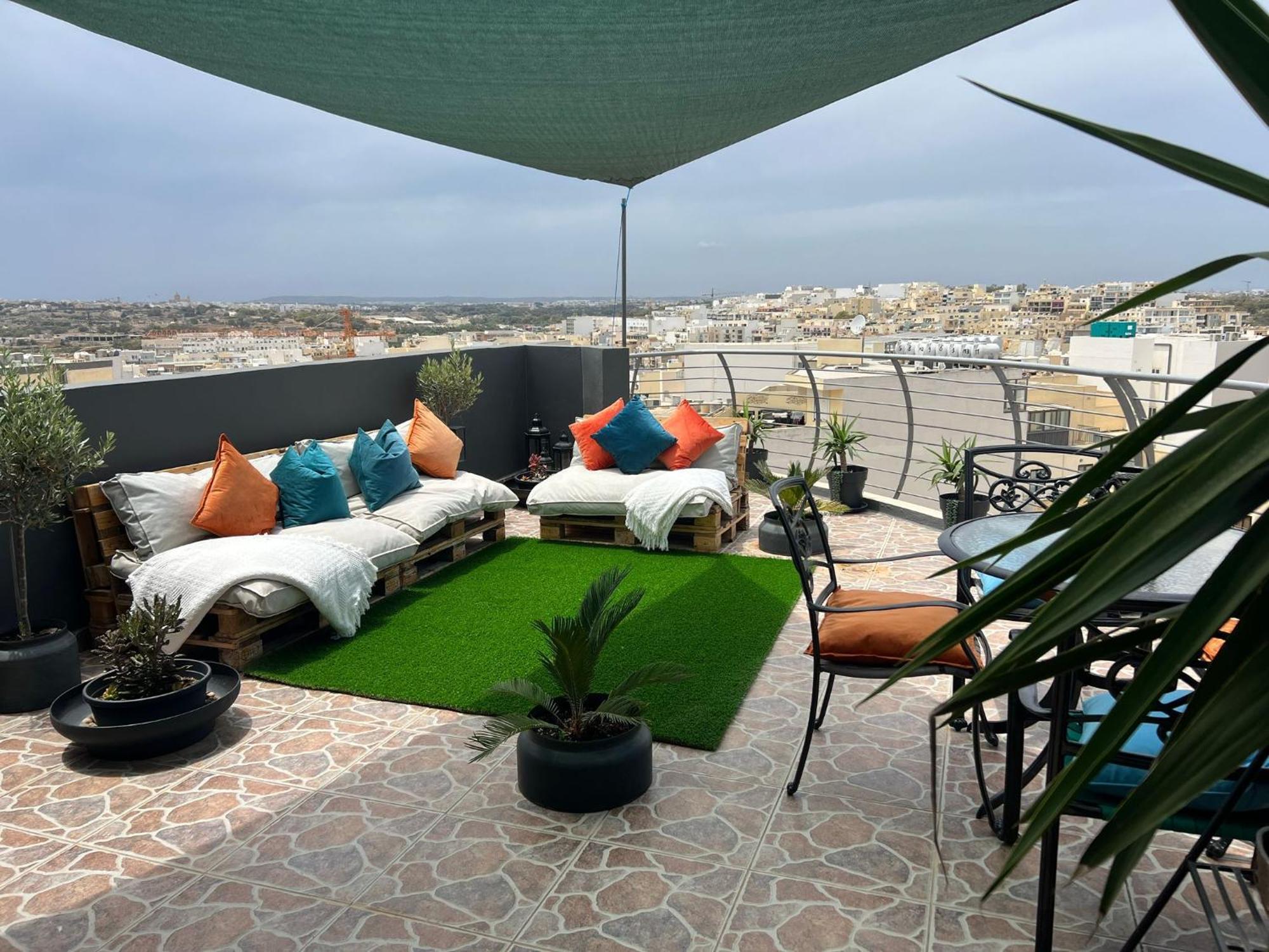 Trendy Seaside Escape 2 Bedroom Penthouse Marsaskala Εξωτερικό φωτογραφία